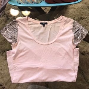 Gap pale pink small tee sequin short sleeve